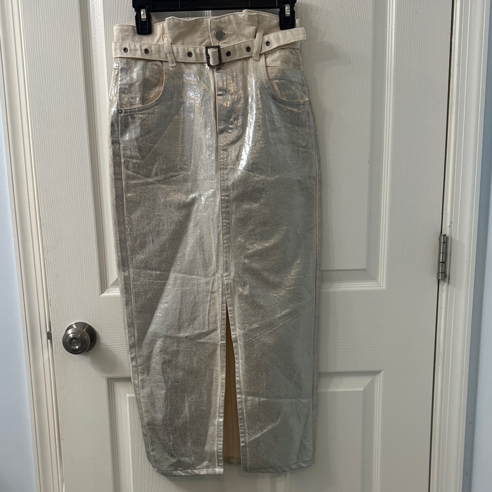 Zara Metallic Silver Pencil Skirt